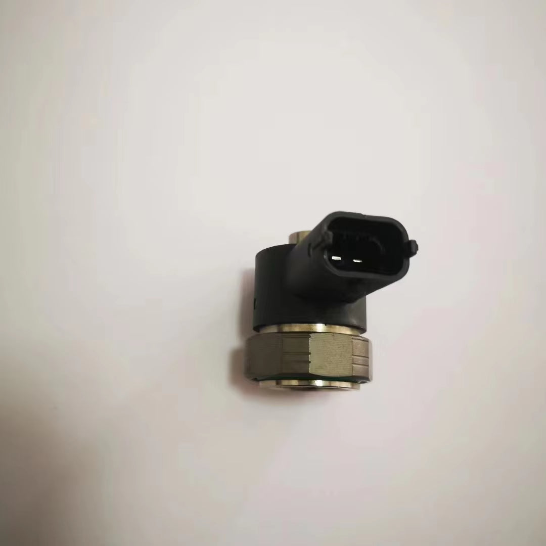 "High-Quality Injector Solenoid Valve F00VC30057 FOOVC30057 for Bosch 0445110126 0445110130 0445110266 Injector Coil